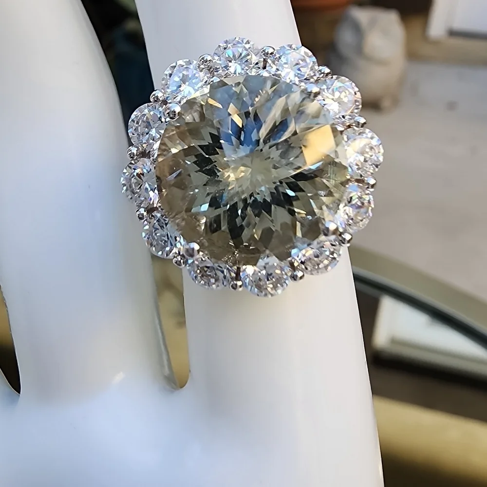 925 Silver light green stone Ring